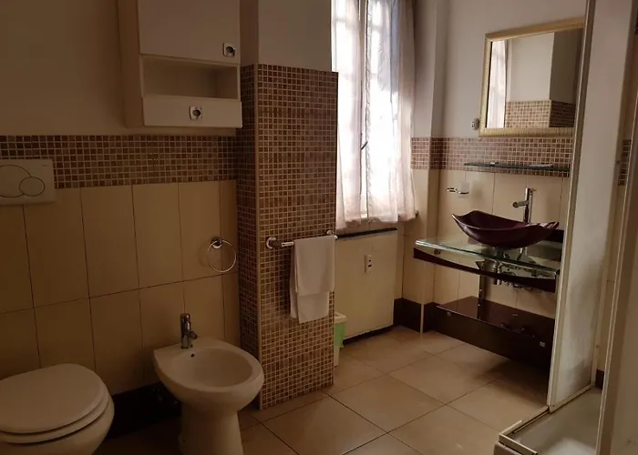 Domus Ubaldi Acomodação com café da manhã  *